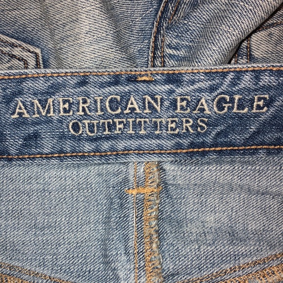 American Eagle Outfitters Jean Shorts. 6 - Picture 6 of 8